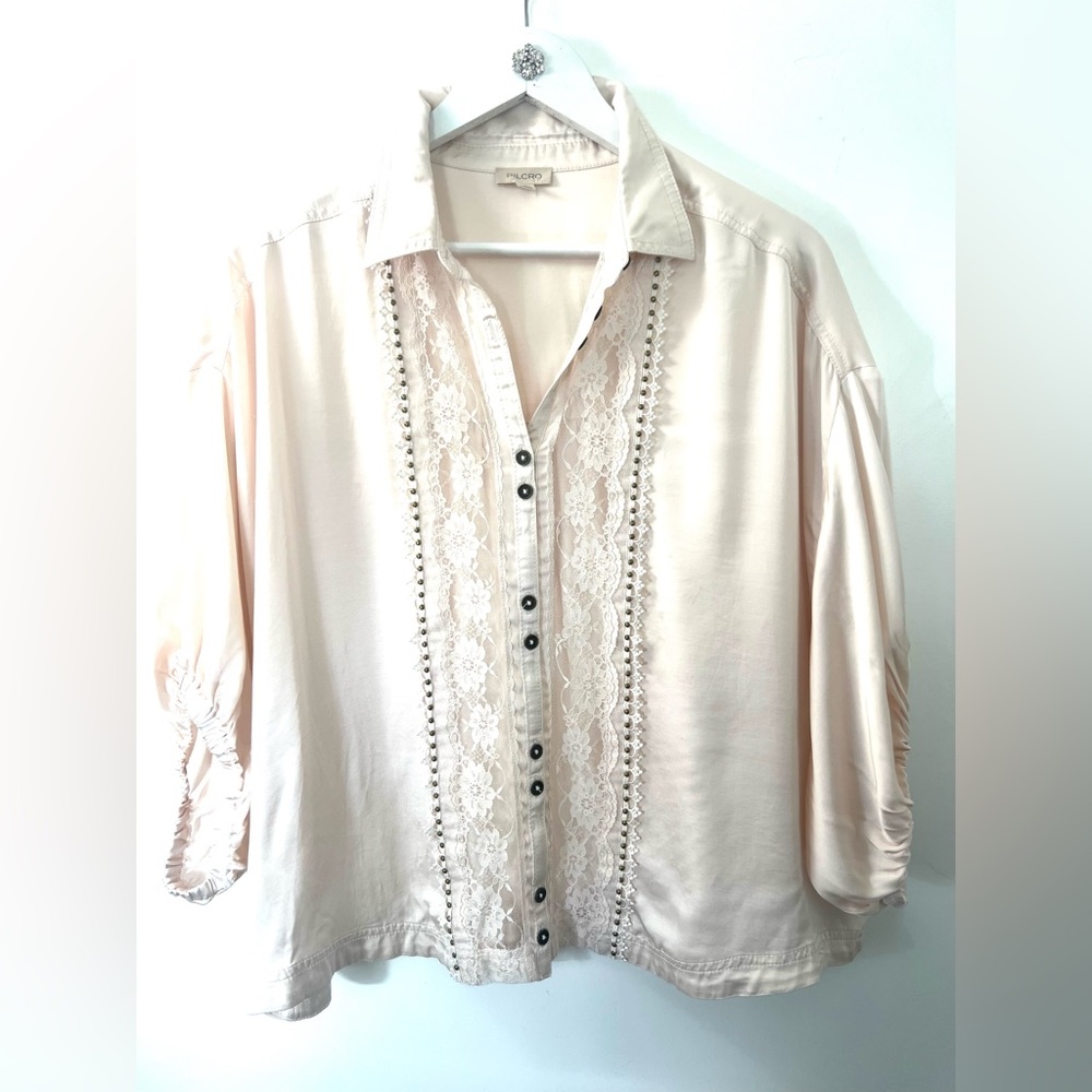Pilcro Cream Lace-Trim Button-Front Blouse - pristine condition! - Picture 5 of 8